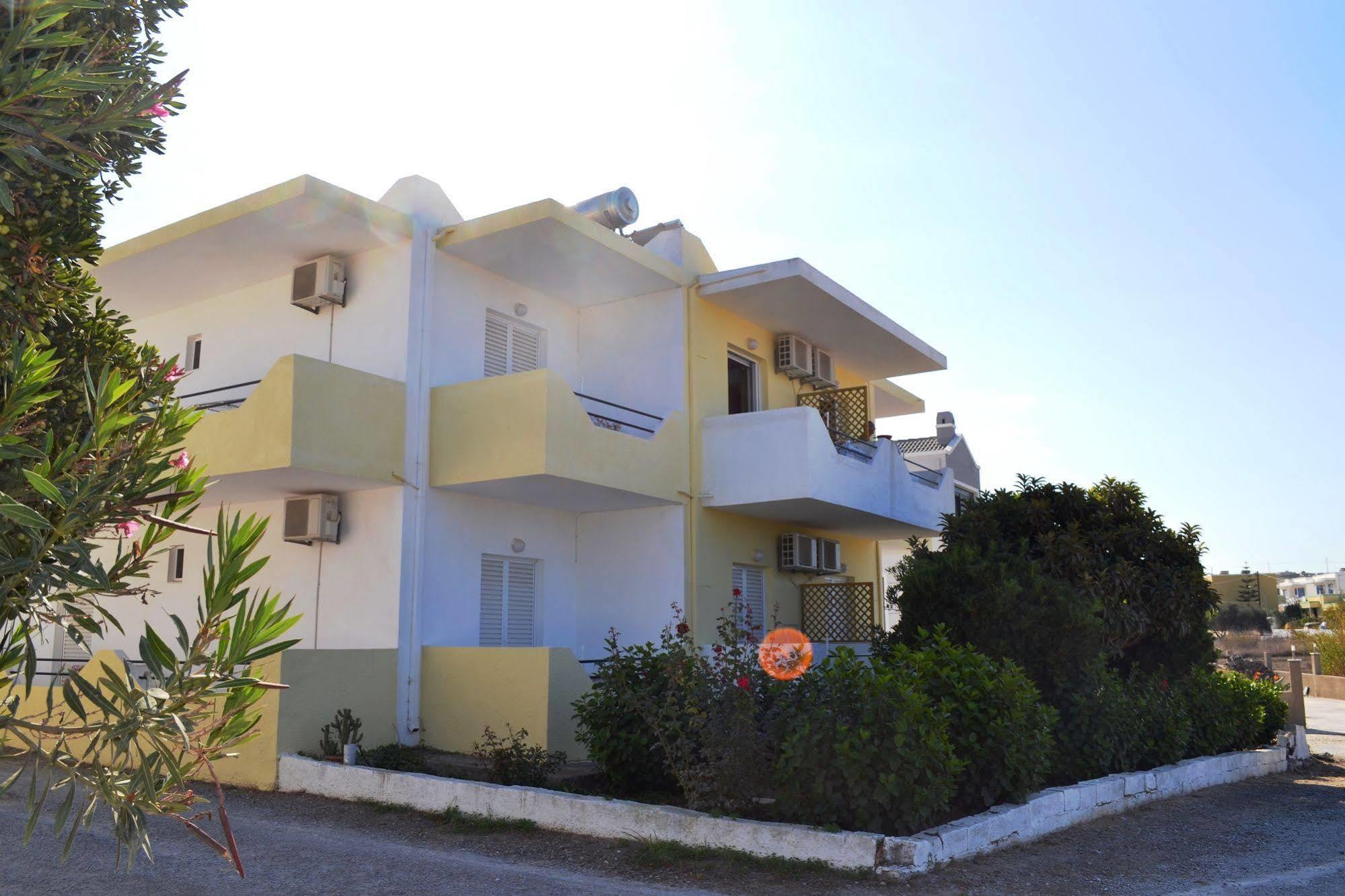 Yiannis Apartments Mastichari  Exterior photo